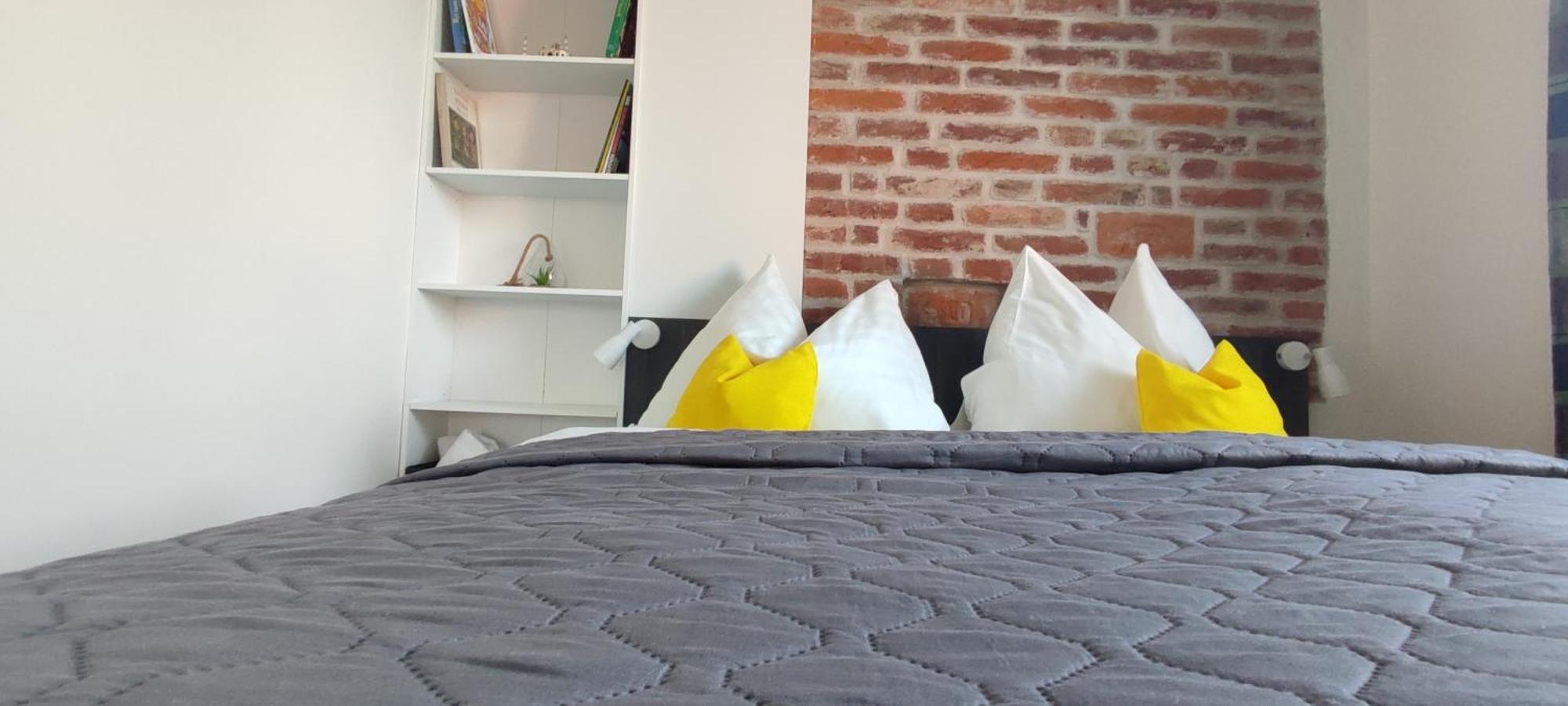 Koller Apartmanház Sárvár Exterior foto