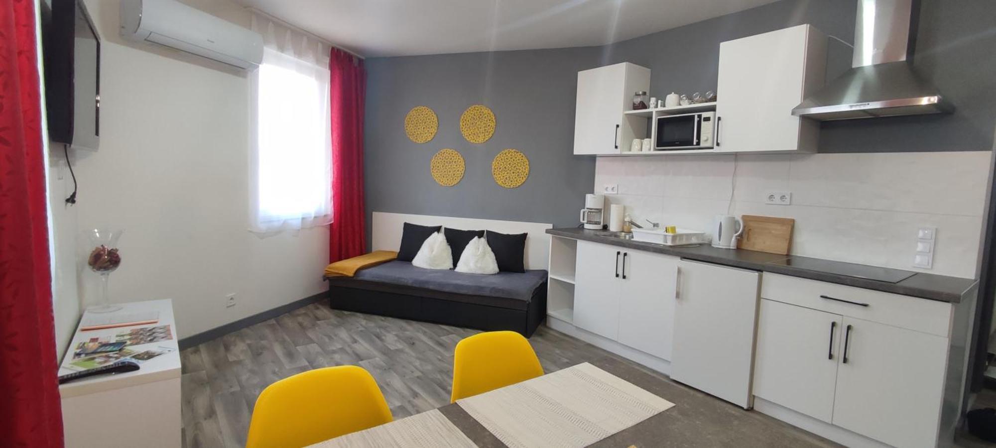 Koller Apartmanház Sárvár Exterior foto